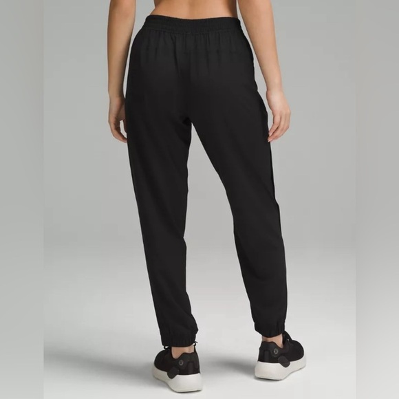 Lululemon Ready to Rulu slim fit jogger, highwaisted, size 8 - Picture 2 of 13